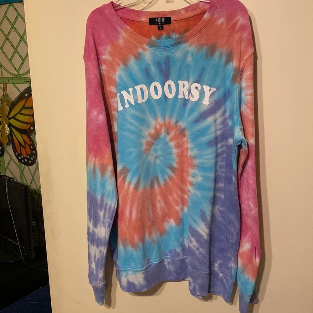 Sweatshirt
